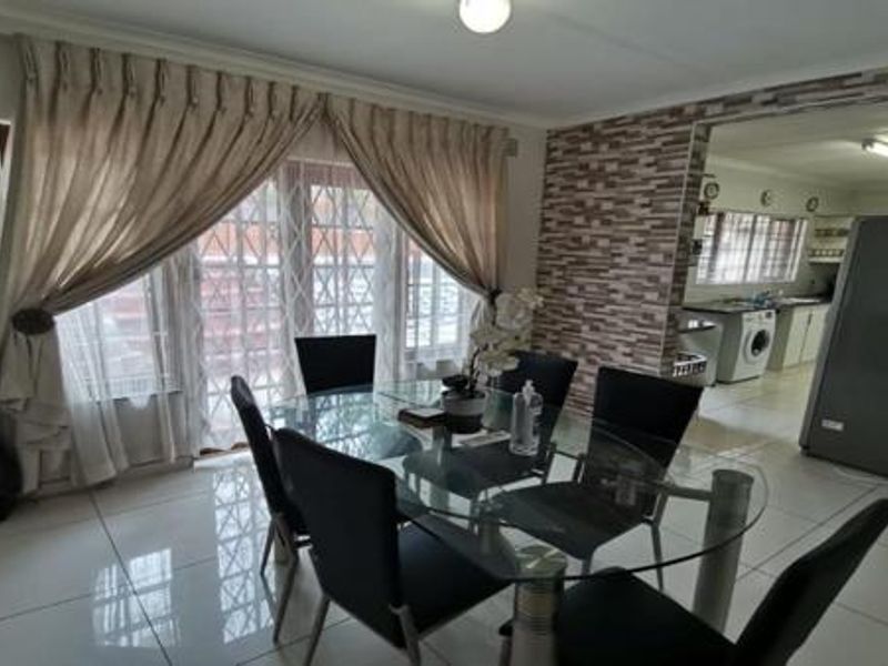 House For Sale in Glen Anil, Durban North, KwaZulu Natal - Photo 7