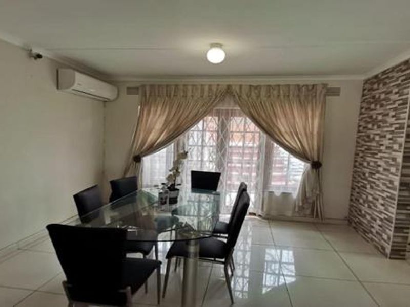 House For Sale in Glen Anil, Durban North, KwaZulu Natal - Photo 6