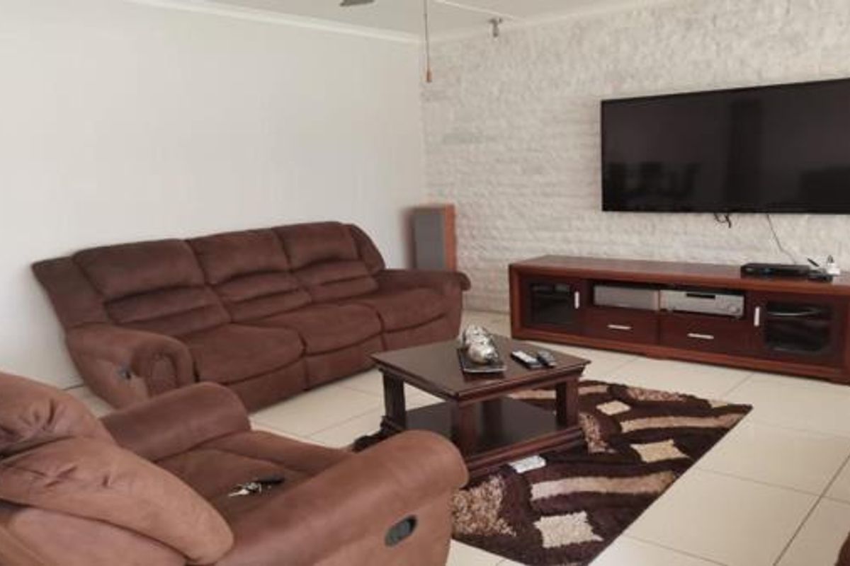 House For Sale in Glen Anil, Durban North, KwaZulu Natal - Photo 5