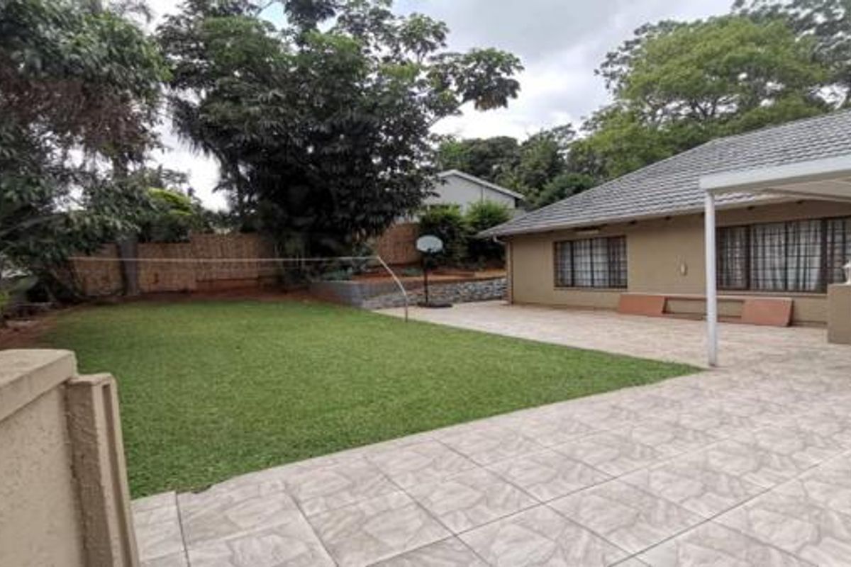 House For Sale in Glen Anil, Durban North, KwaZulu Natal - Photo 3