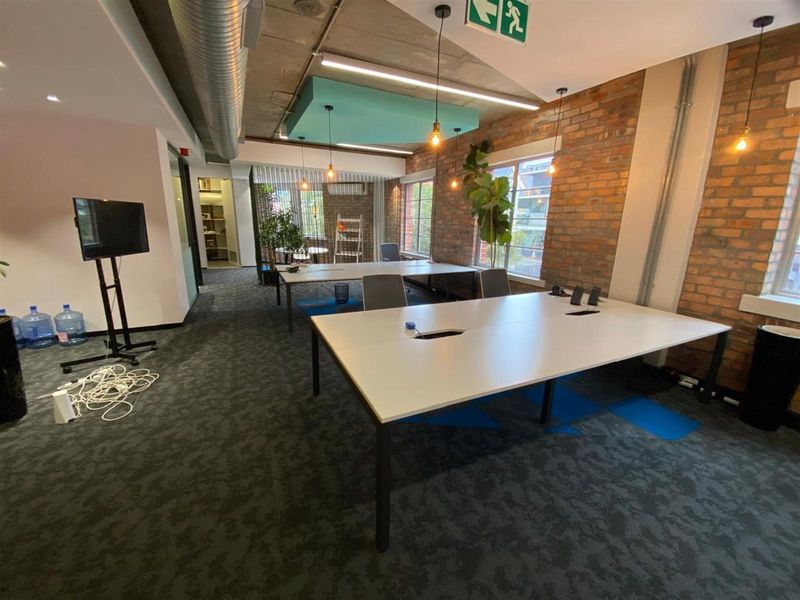 Office To Rent in De Waterkant, Cape Town - Photo 10