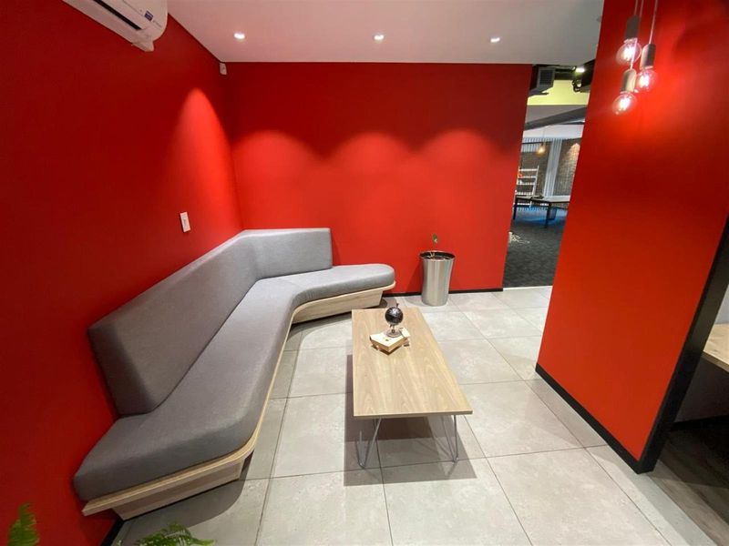 Office To Rent in De Waterkant, Cape Town - Photo 3