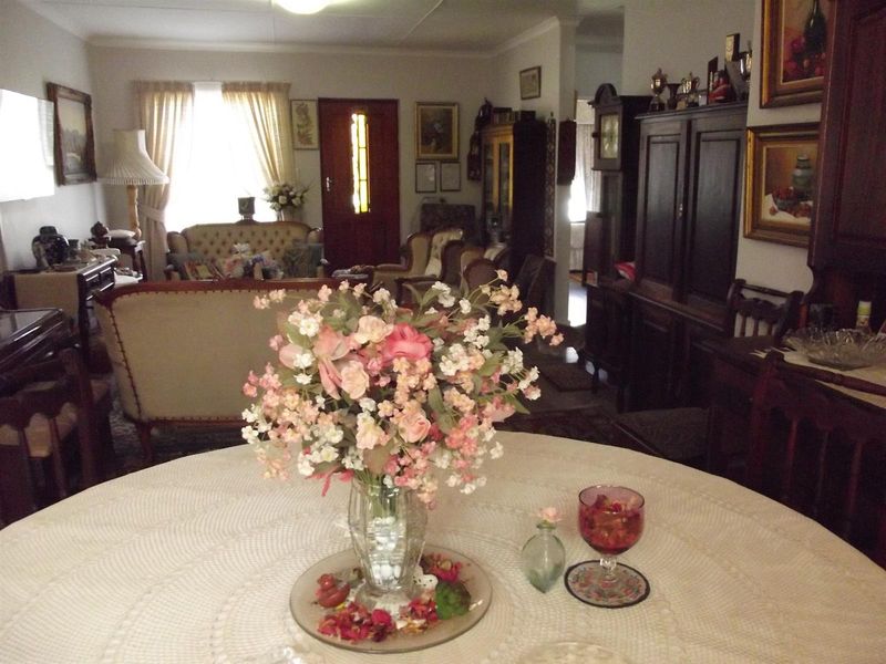 Spacious and Comfortable Living at Bergville Retirement Village, George, Garden Route - Photo 9