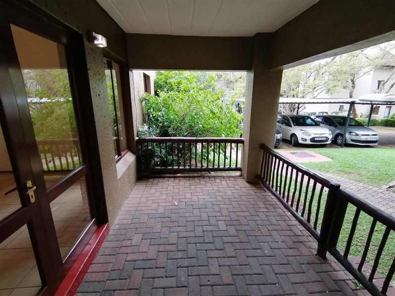 Two Bedroom Ground Floor Apartment For Sale in Riverglades Estate Jukskei Park - Photo 9