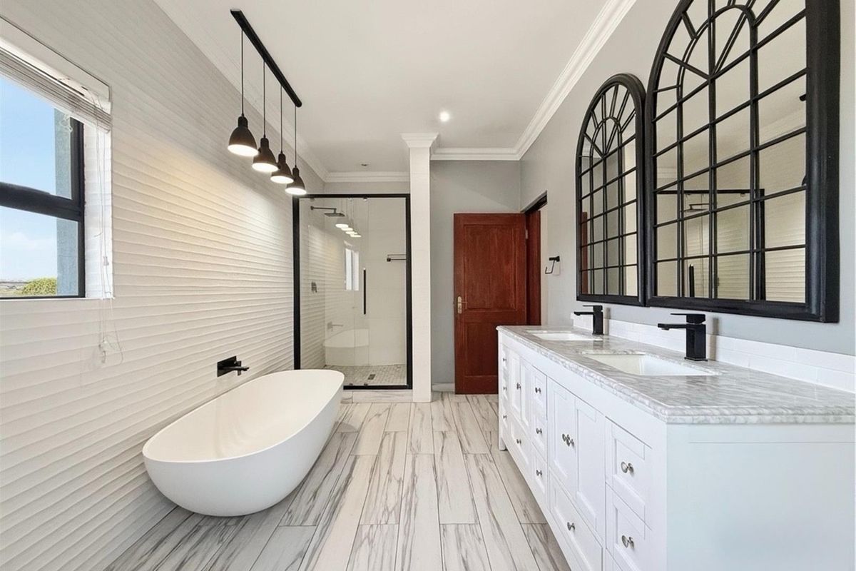 Prime Location and Walking Distance to Park and Amenities - Photo 5