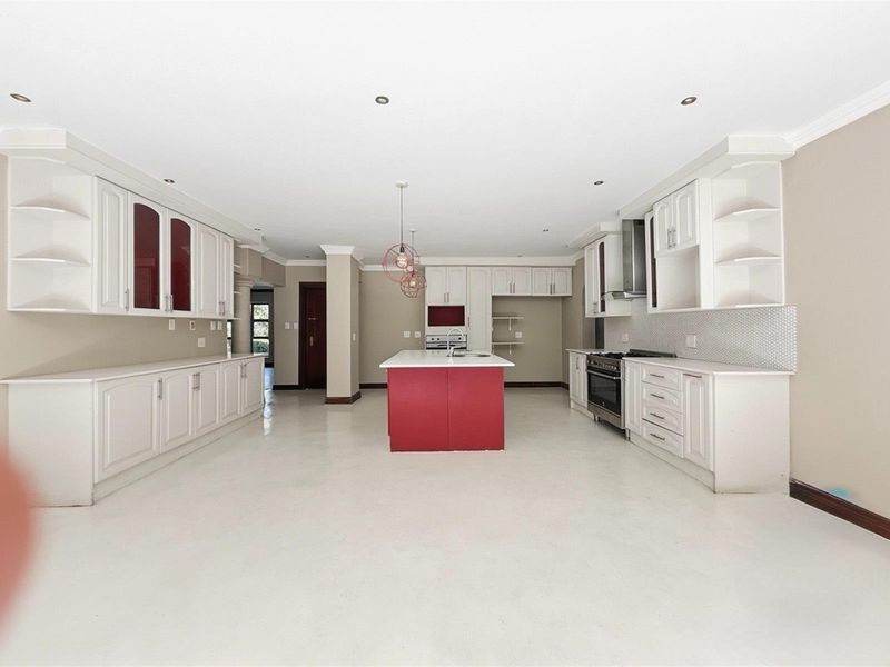 Prime Location and Walking Distance to Park and Amenities - Photo 7