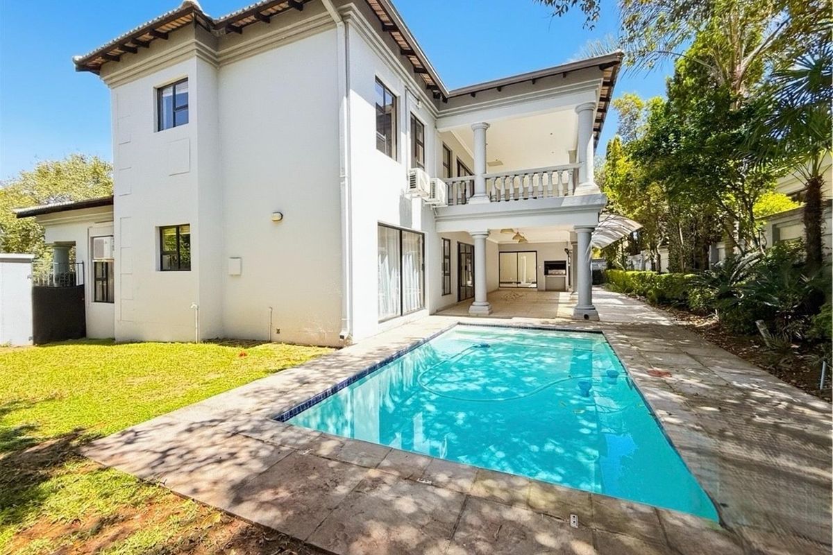 Prime Location and Walking Distance to Park and Amenities - Photo 2