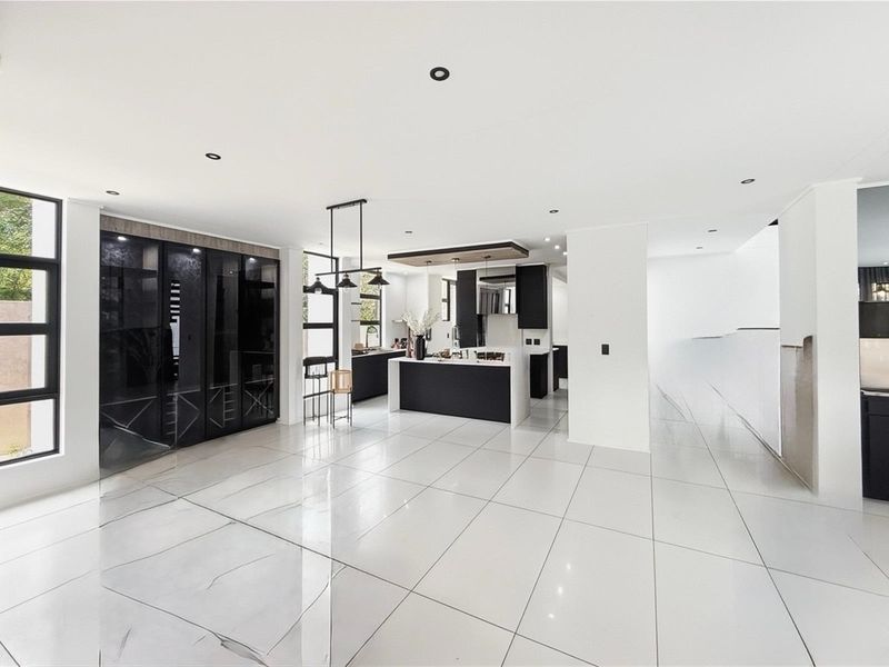 Contemporary Luxury Architectural Home in Helderfontein Estate - Photo 8