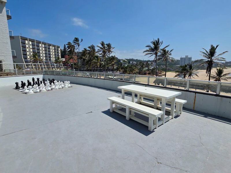 2 bedroom, 1 bathroom Beachfront Apartment For Sale in Margate - Photo 7