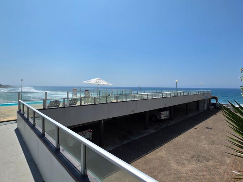 2 bedroom, 1 bathroom Beachfront Apartment For Sale in Margate - Photo 2
