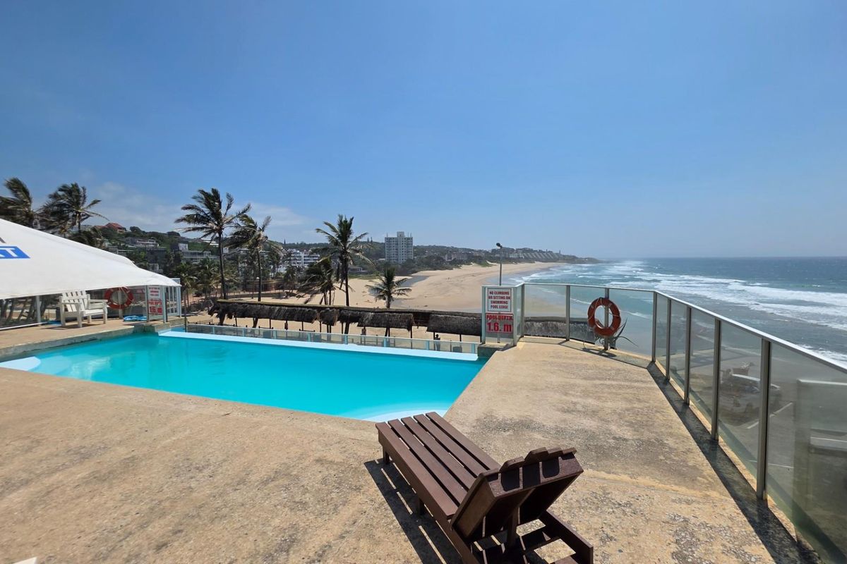 2 bedroom, 1 bathroom Beachfront Apartment For Sale in Margate - Photo 5