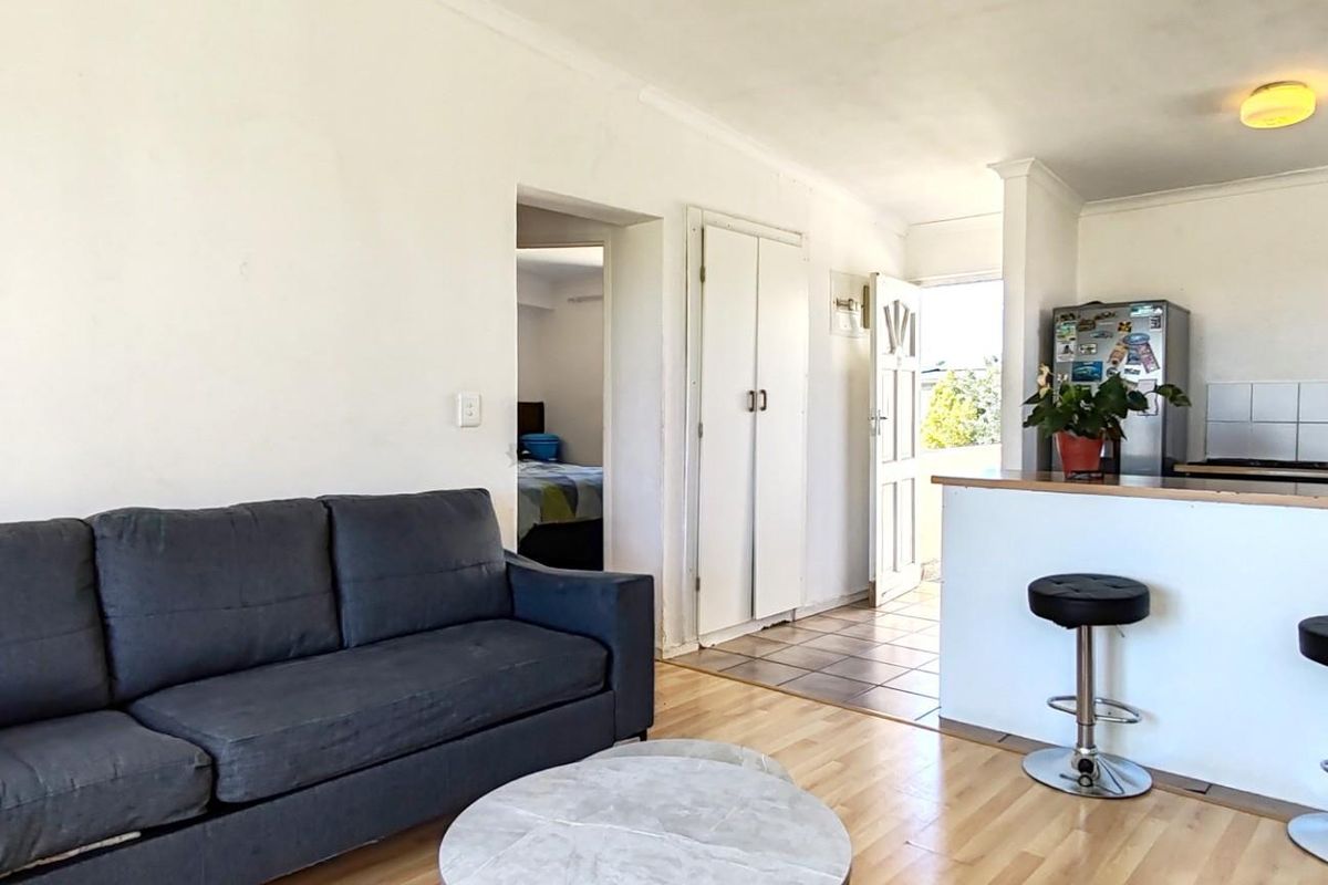 Modern First-Floor Corner Apartment in Sought-After Madison Square Gardens, Parklands - Photo 4