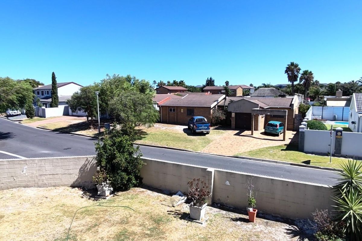 Modern First-Floor Corner Apartment in Sought-After Madison Square Gardens, Parklands - Photo 5