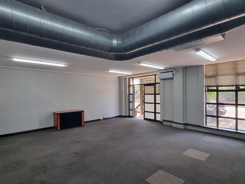 Office To Rent in Randpark Ridge, Randburg - Photo 8