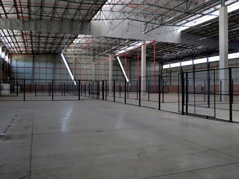 PREMIUM INDUSTRIAL FACILITY IN THE HEART OF GAUTENG, MODERN, WORLD CLASS, AN OPPORTUNITY FOR THE DIS - Photo 10