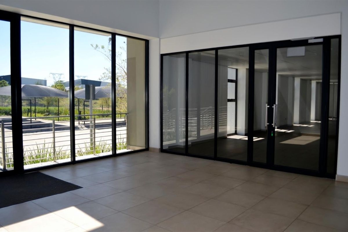 PREMIUM INDUSTRIAL FACILITY IN THE HEART OF GAUTENG, MODERN, WORLD CLASS, AN OPPORTUNITY FOR THE DIS - Photo 3