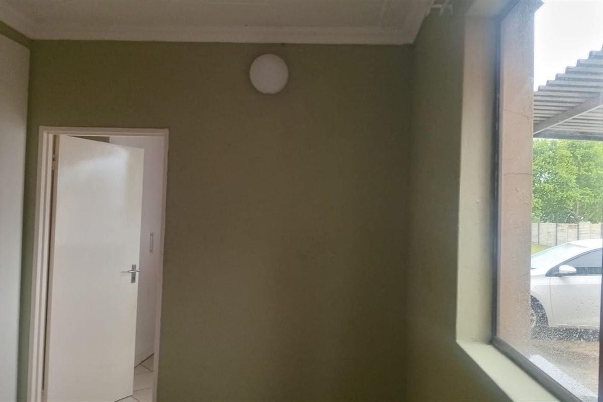 Apartment To Rent in Newcastle Central, Newcastle, KwaZulu Natal - Photo 3