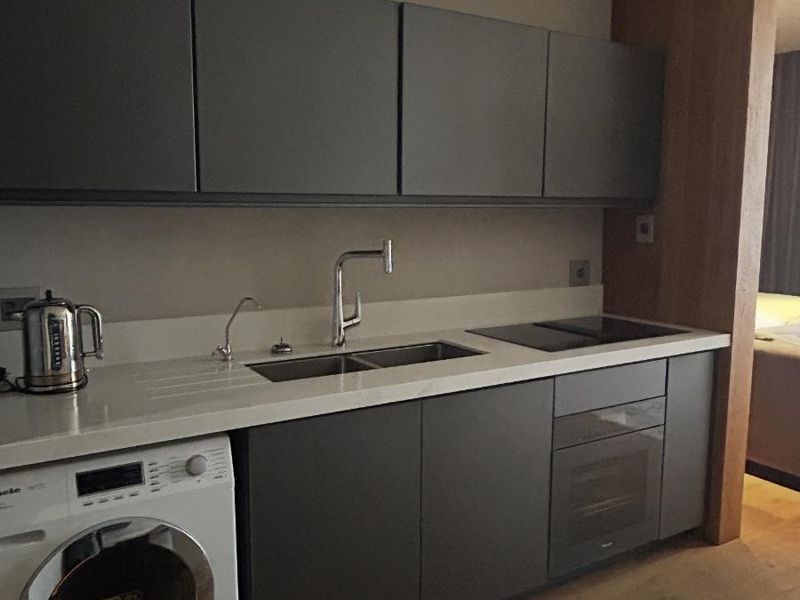 Sophisticated Elegant Ambience One-Bedroom Living (Furnished) - Photo 10