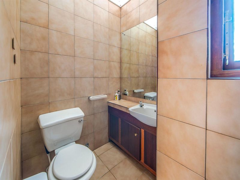 POTENTIAL POTENTIAL POTENTIAL!! DEVELOPERS DREAM PROPERTY - Photo 9