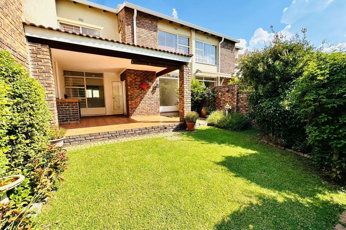 3 Bed Duplex Townhouse - Mill Hill - Photo 2