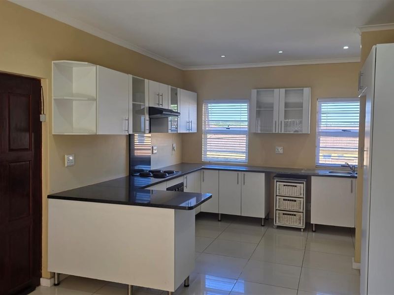 3-Bedroom Townhouse in Secure Gated Community - Photo 6