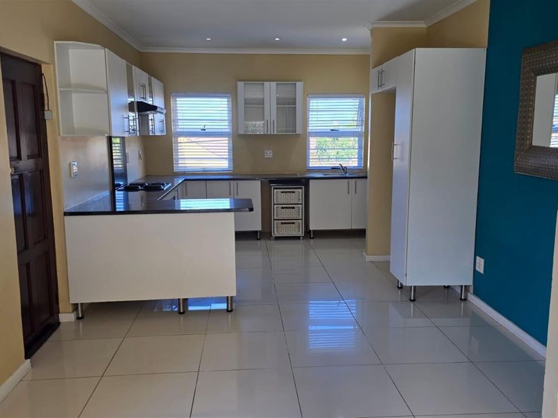 3-Bedroom Townhouse in Secure Gated Community - Photo 10