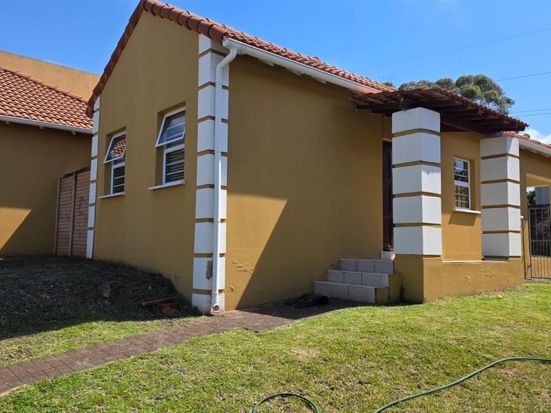 3-Bedroom Townhouse in Secure Gated Community - Photo 3