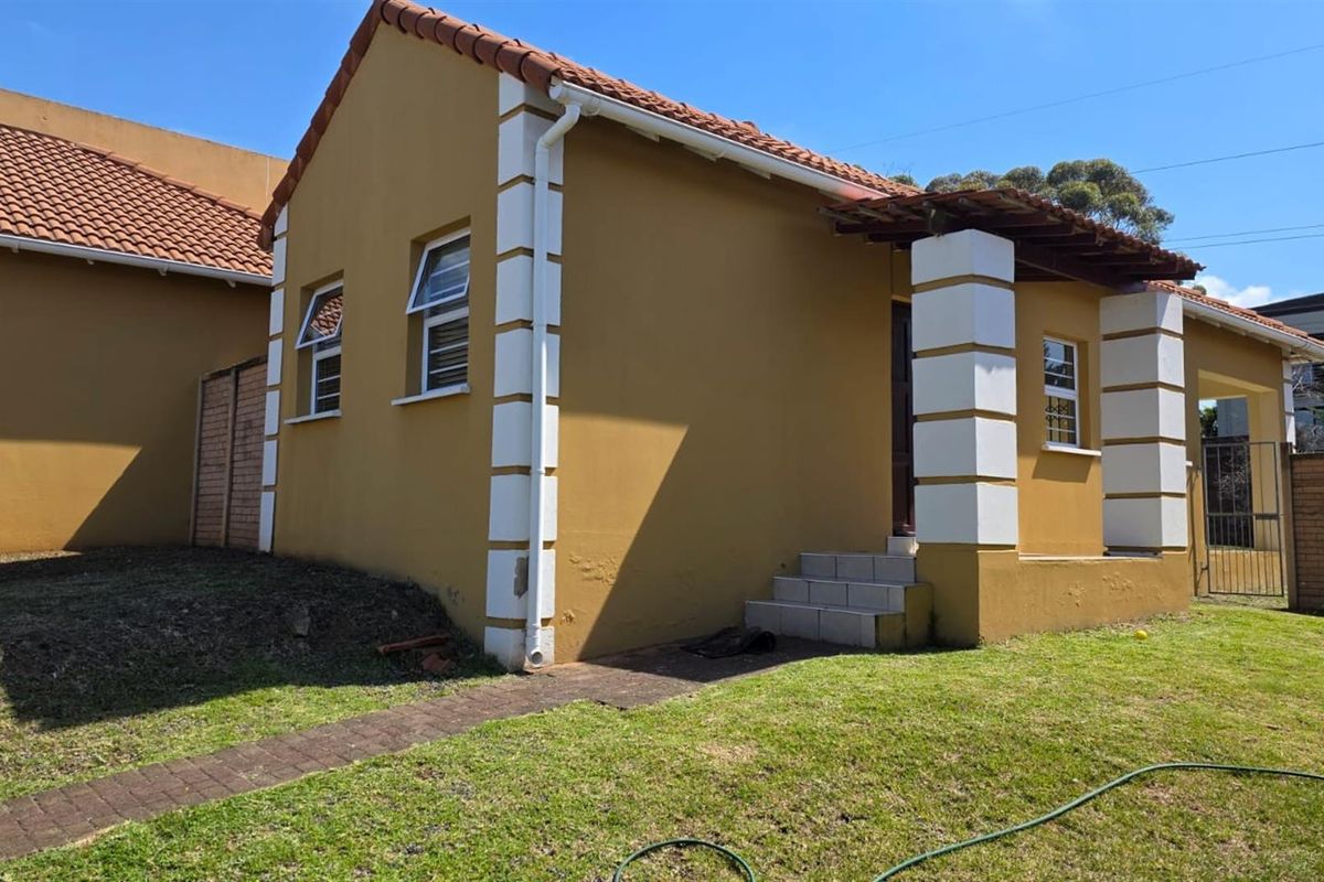 3-Bedroom Townhouse in Secure Gated Community - Photo 3