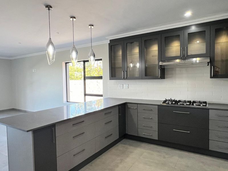 Masterpiece in Wavecrest Where Style Meets Comfort - Photo 2