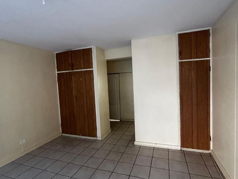 Apartment For Sale in Muckleneuk, Pretoria - Photo 6