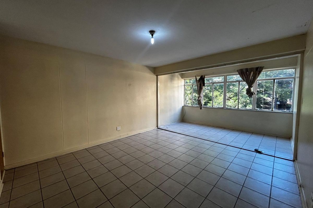 Apartment For Sale in Muckleneuk, Pretoria - Photo 5