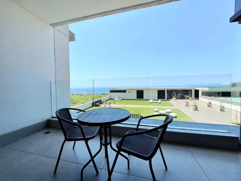 Elegant 2Bed 2Bath Apartment In Umhlanga with Sweeping Sea Views - Photo 2