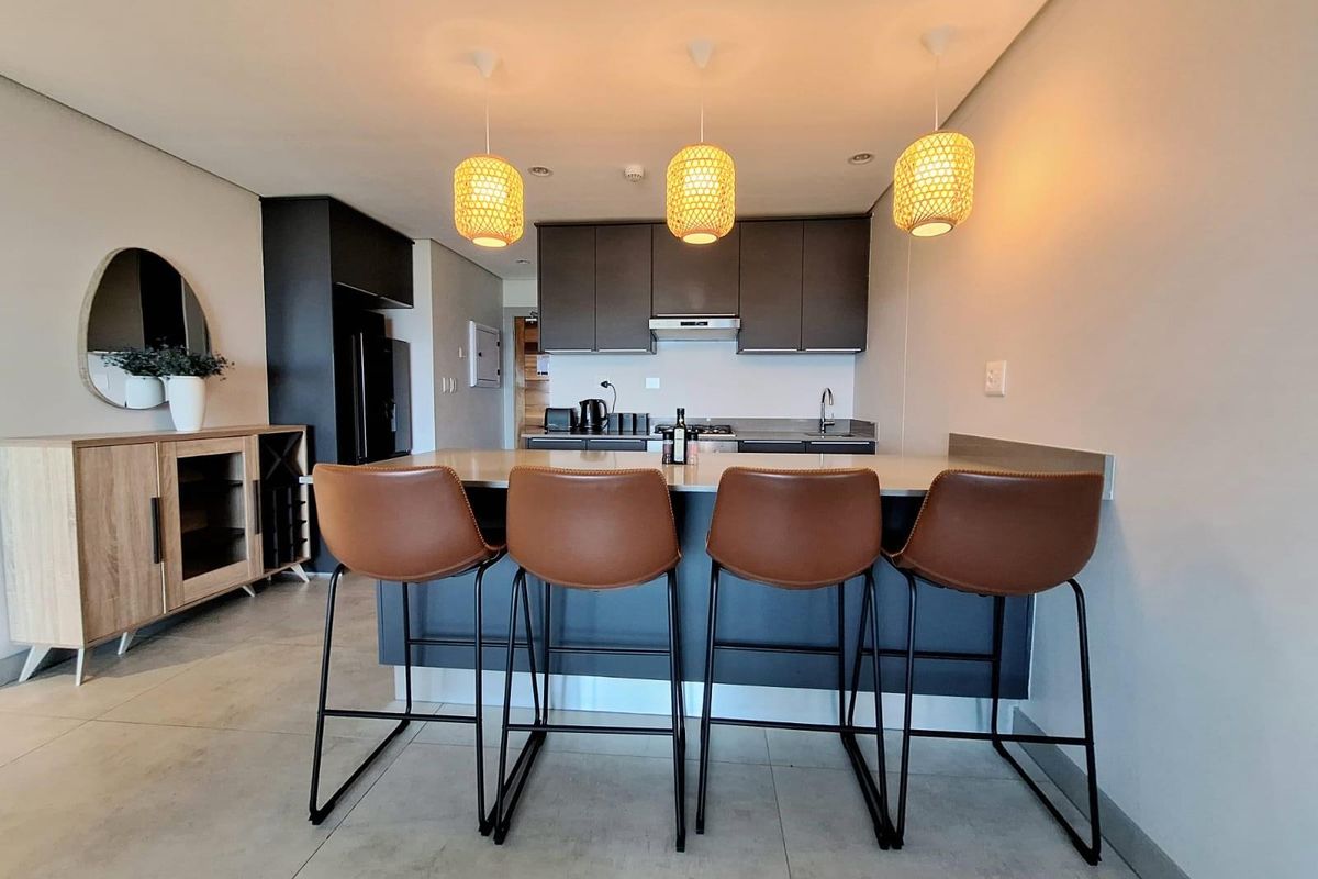 Elegant 2Bed 2Bath Apartment In Umhlanga with Sweeping Sea Views - Photo 4