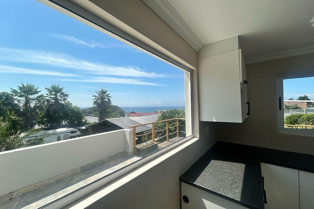 Renovated Coastal Gem in Glengariff - Space, Sea Views and Endless Potential - Photo 5