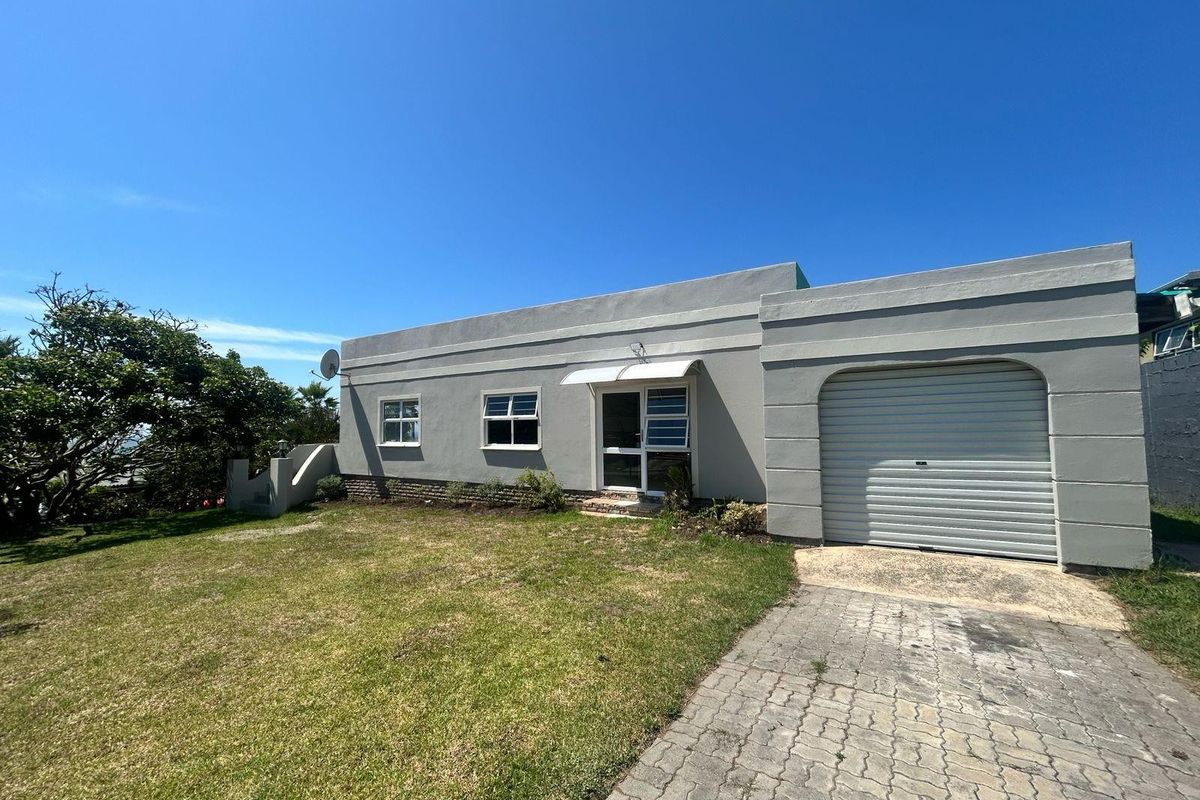 Renovated Coastal Gem in Glengariff - Space, Sea Views and Endless Potential - Photo 3