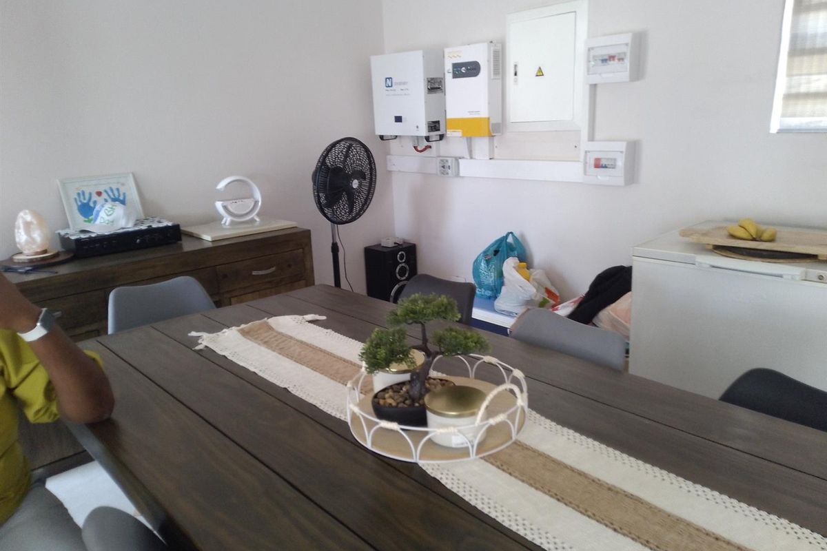 Immaculate 4-Bedroom Family Home in Sunnyridge. Germiston - Photo 5