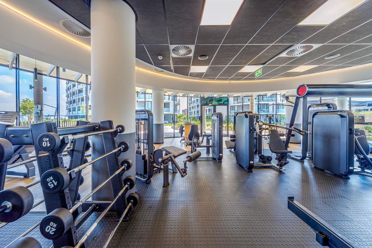 2 Bedroom Apartment For Rent in Waterfall, Midrand - Photo 5