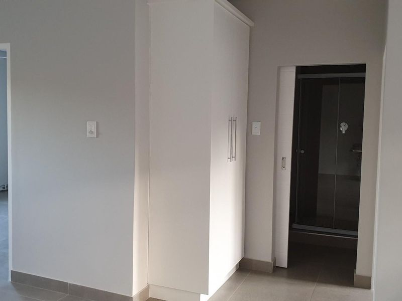 Spaciouse 2 Bed apartment for Rent Parkhill - Photo 4