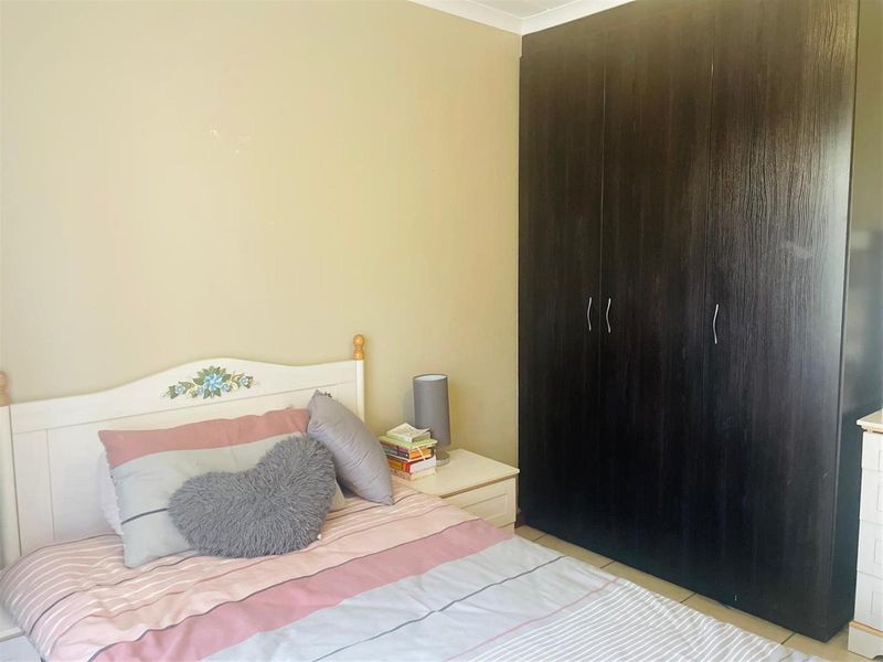 House To Rent in Noordwyk - Photo 7