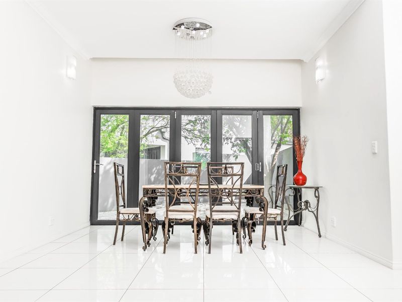 House For Sale in Helderfontein Estate, Midrand - Photo 3