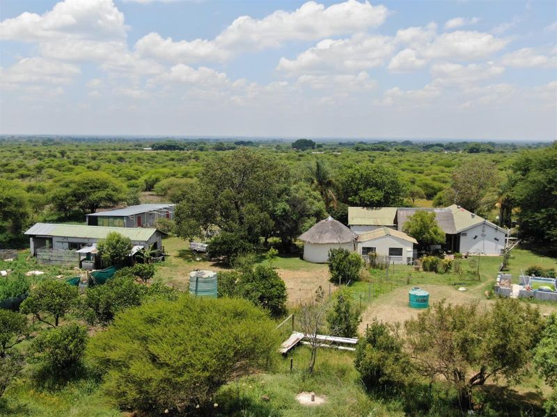 UNDER OFFER Charming 8.56 Hectare Smallholding in Sought-After Roodepoort Area in Bela Bela - Photo 3