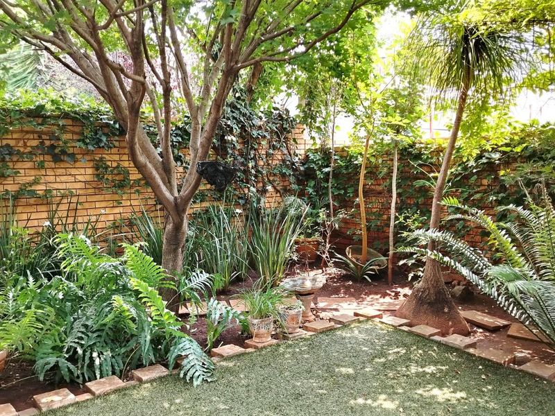 ELEGANT 3-BEDROOM HOUSE FOR SALE IN ELDORAIGNE MANOR - Photo 2