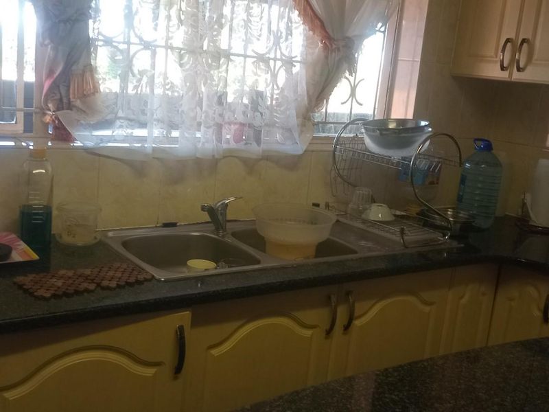 House For Sale in Newcastle Central, Newcastle, KwaZulu Natal - Photo 6