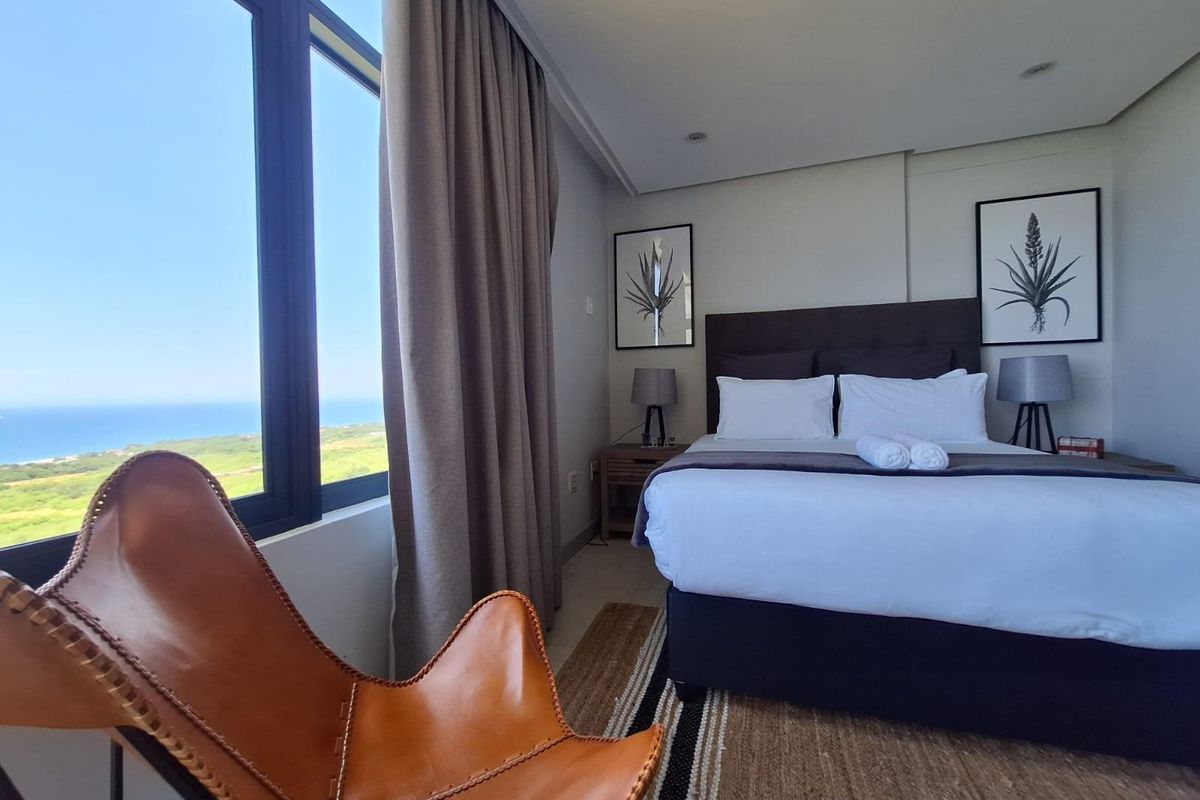 Elegantly Furnished 2Bed 2Bath Apartment In Umhlanga with Sweeping Sea Views - Photo 5