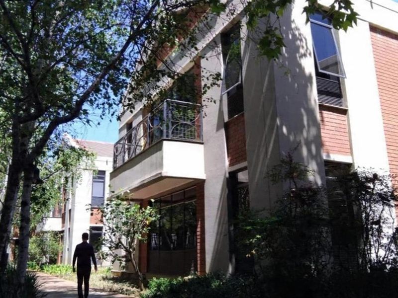 Commercial Property For Sale in Rosebank, Johannesburg - Photo 9