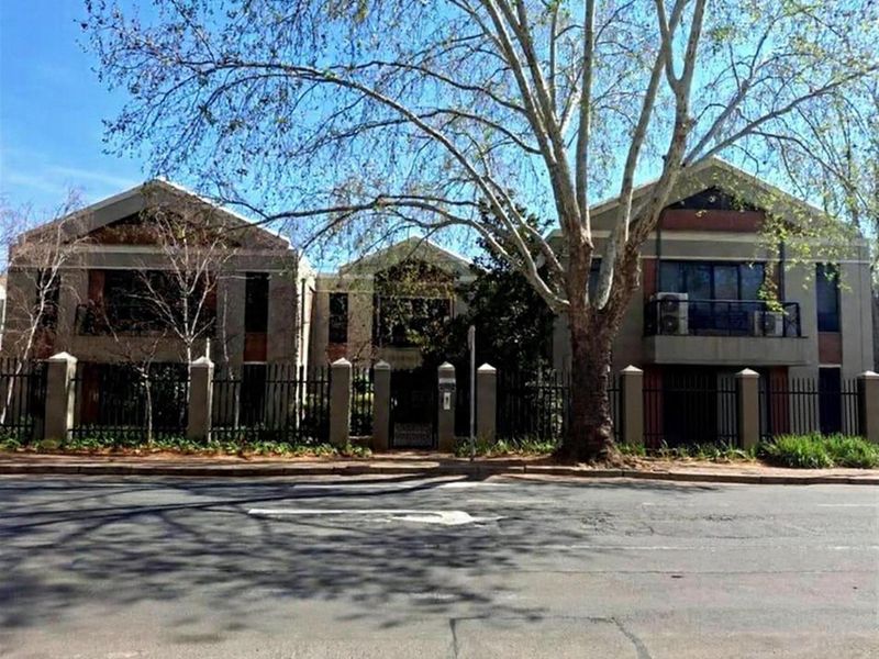 Commercial Property For Sale in Rosebank, Johannesburg - Photo 10
