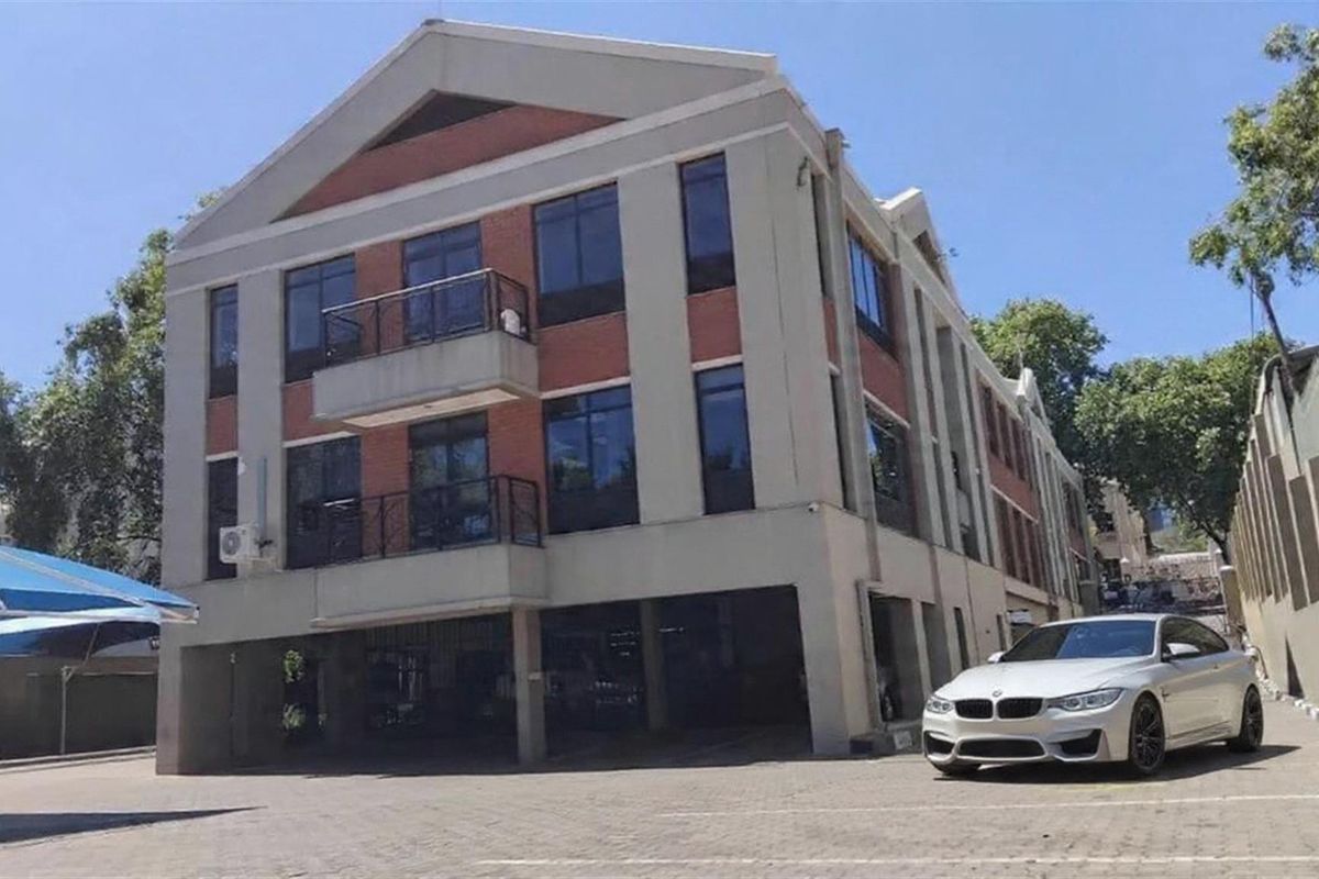 Commercial Property For Sale in Rosebank, Johannesburg - Photo 2