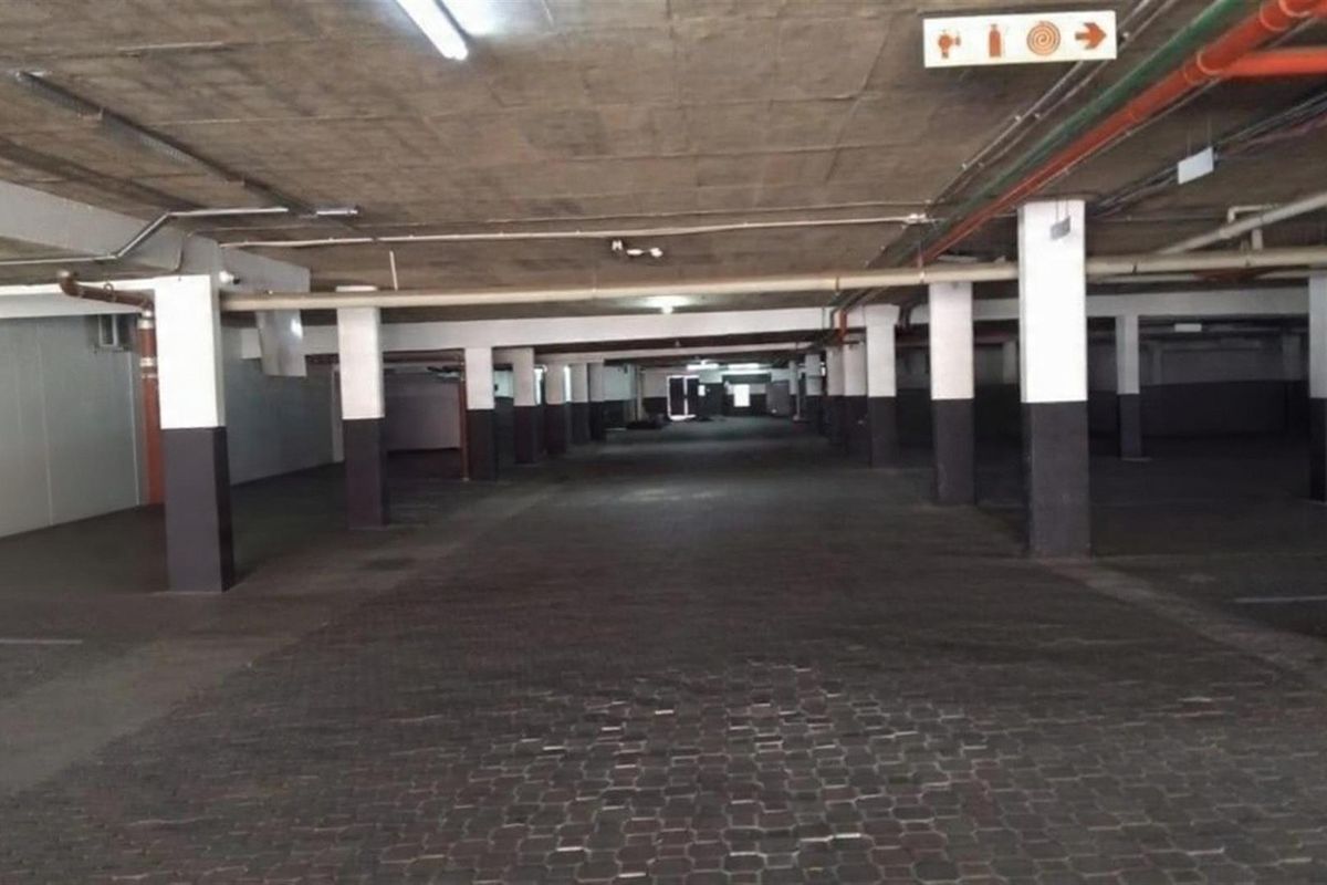 Commercial Property For Sale in Rosebank, Johannesburg - Photo 4