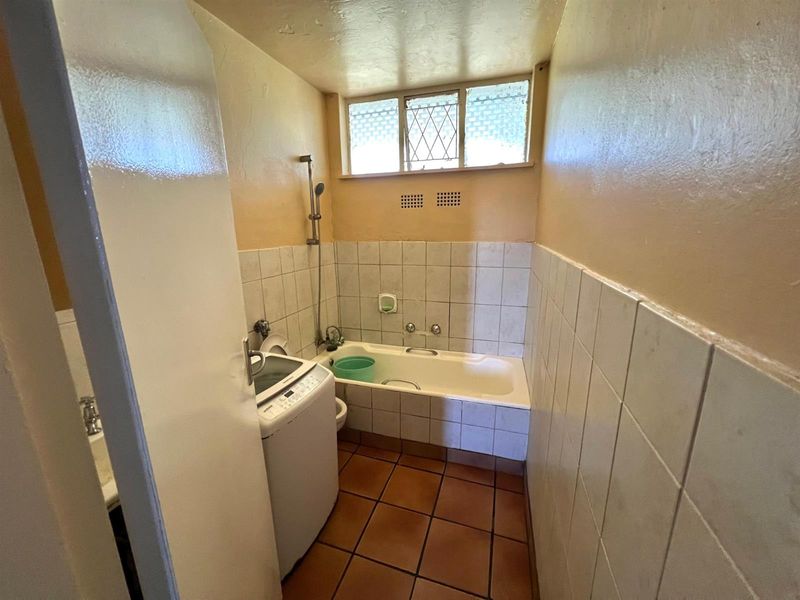 1.5 Bedroom For Sale in Windsor West - Photo 10