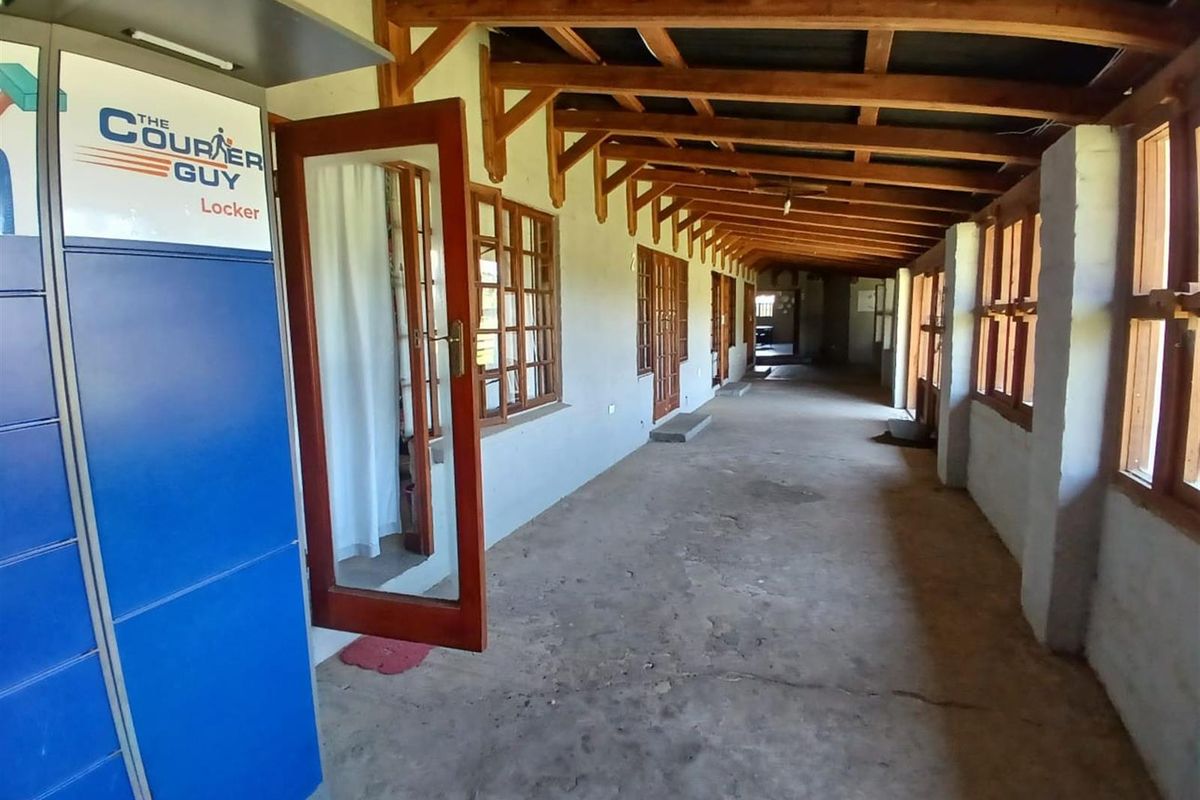 Guest House For Sale in Memel - Photo 3